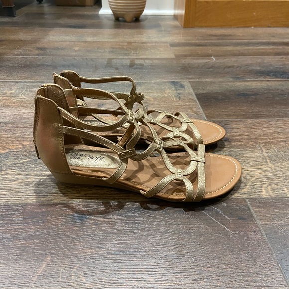 Gold, Grecian Style Sandals - Picture 2 of 3